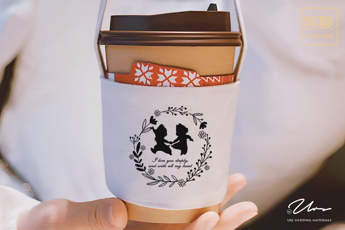 奇奇蒂蒂杯套,杯袋,飲料杯套,飲料杯袋,帆布袋,杯套,杯袋,飲料杯套,飲料杯袋,帆布袋,環保袋,客製杯套,杯袋,飲料杯套,飲料杯袋,帆布袋,客製環保袋,客製婚禮小物,客製小物,婚禮小物,實用婚禮小物,推薦婚禮小物,熱門婚禮小物,創意婚禮小物,迎賓禮,二進禮,探房禮,活動禮,桌上禮
